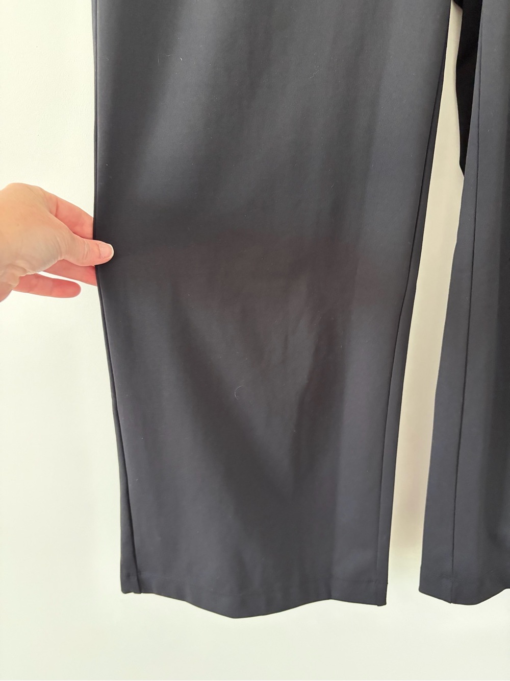 Halara Flex DayStretch High Rise Pocket Work Flare Pants Black NWT M - Picture 4 of 9